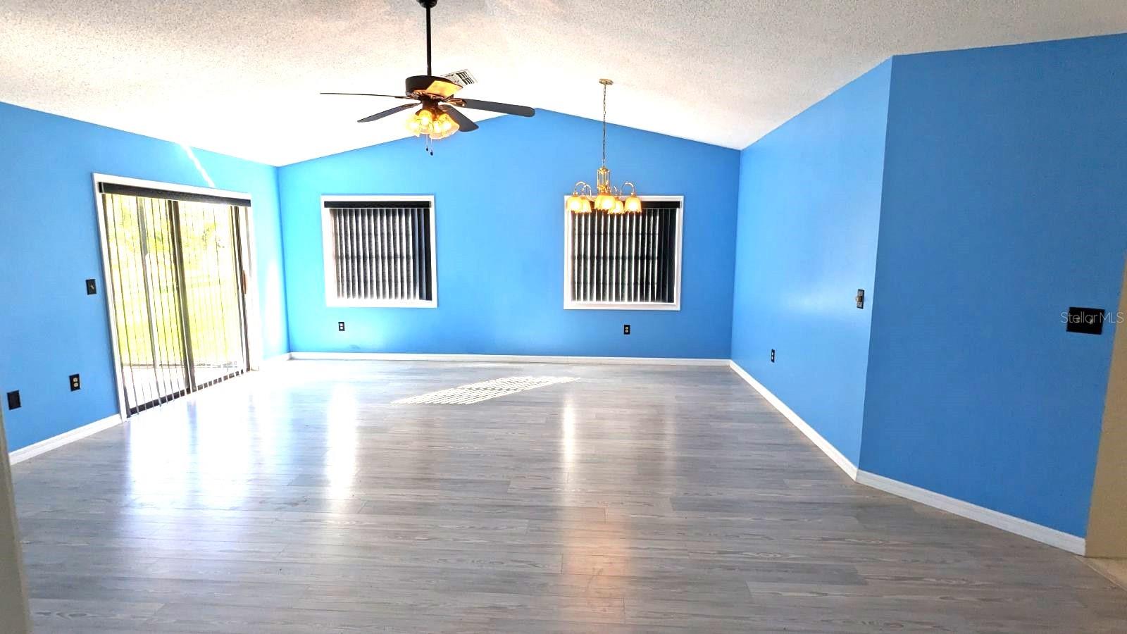 CHESTNUT CREEK VILLAS - Residential