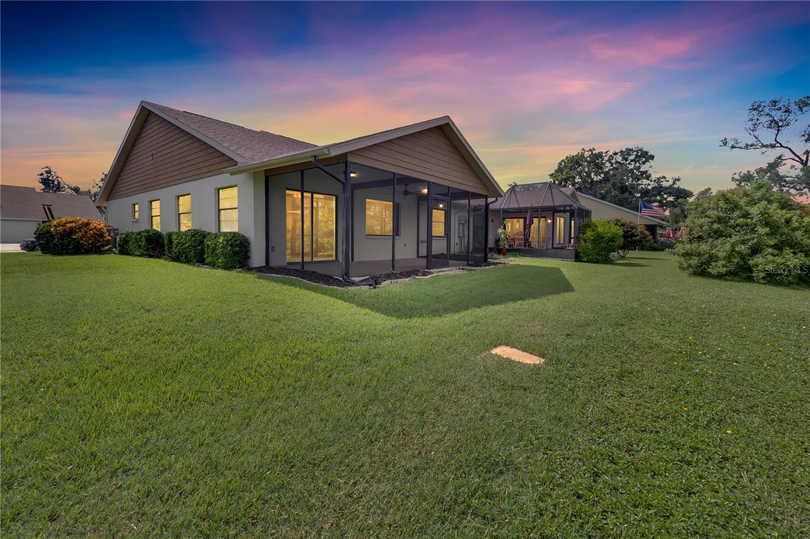 CHESTNUT CREEK VILLAS - Residential