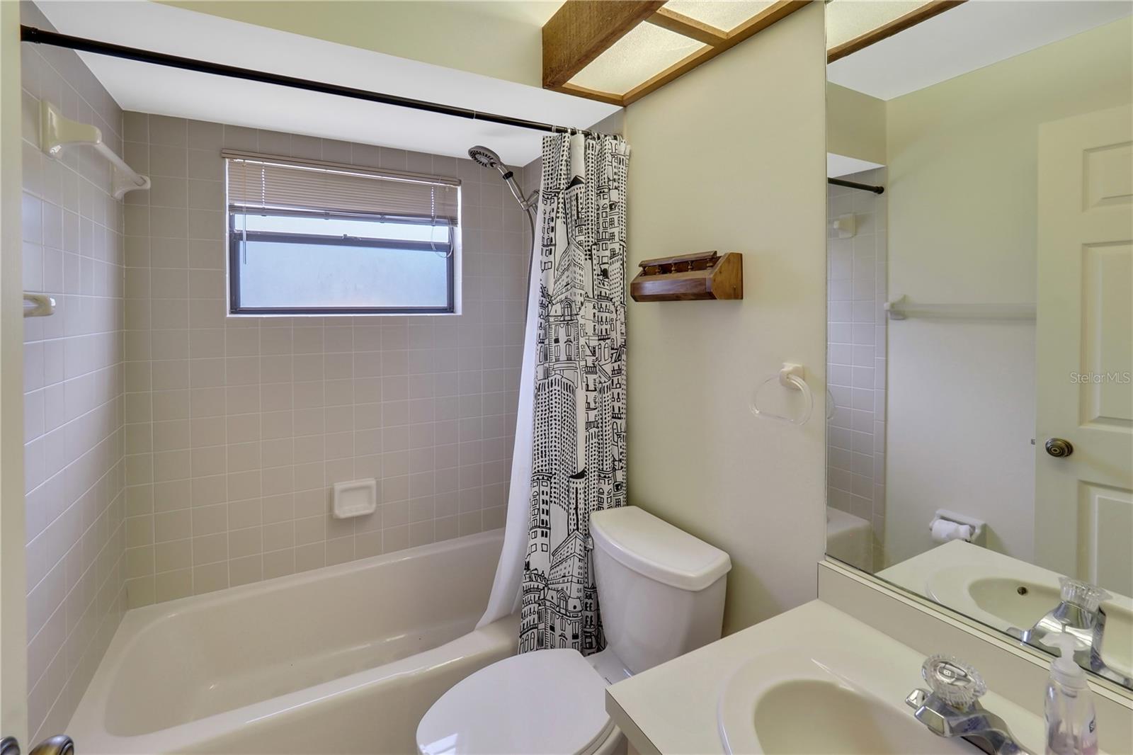 CHESTNUT CREEK VILLAS - Residential