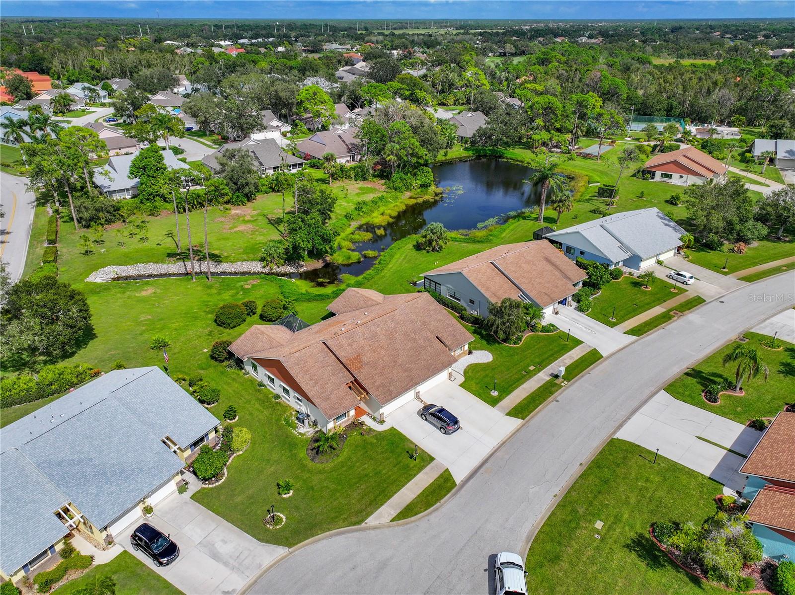 CHESTNUT CREEK VILLAS - Residential