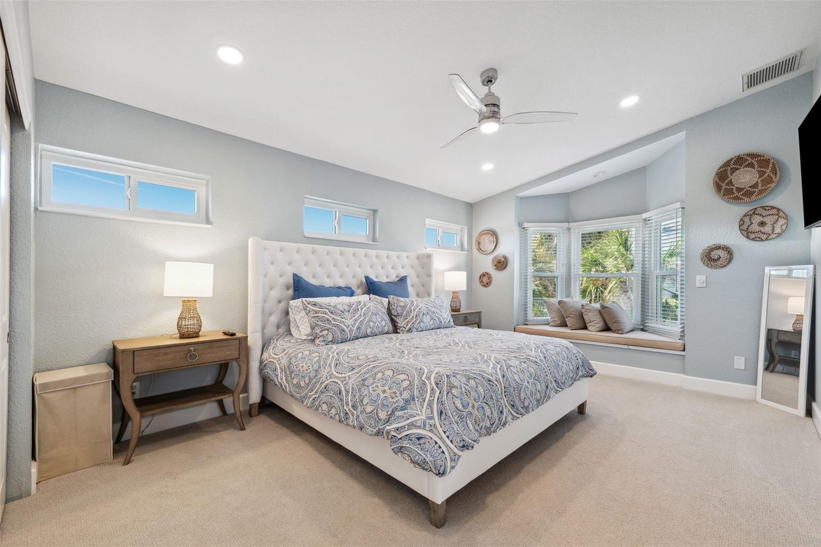 TIERRA VERDE UNIT 1 1ST REP - Residential