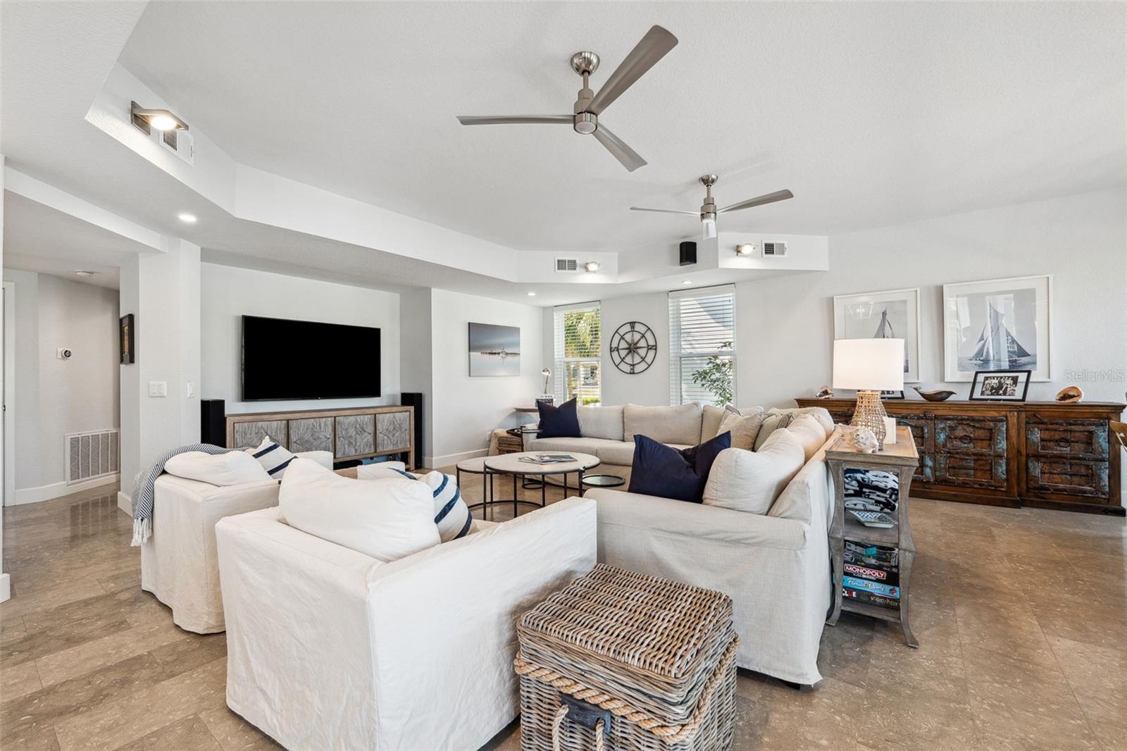 TIERRA VERDE UNIT 1 1ST REP - Residential