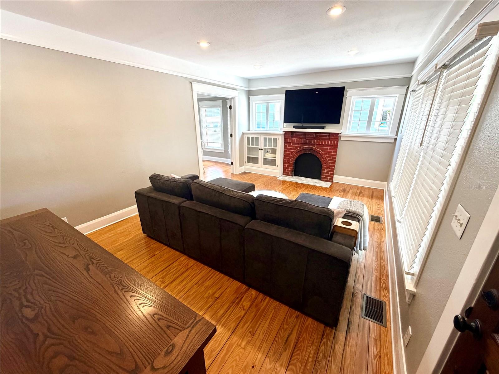 RISBECKS SUB - Residential