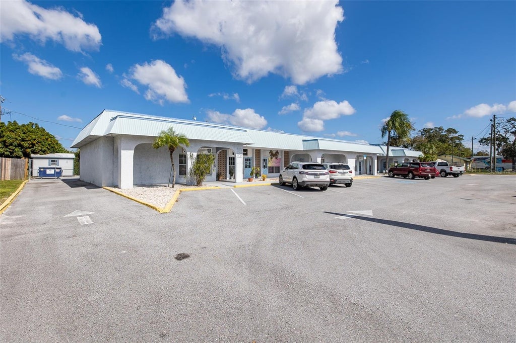 Photo of 5345 Mile Stretch Drive, Holiday, FL 34690 (MLS # W7890559)