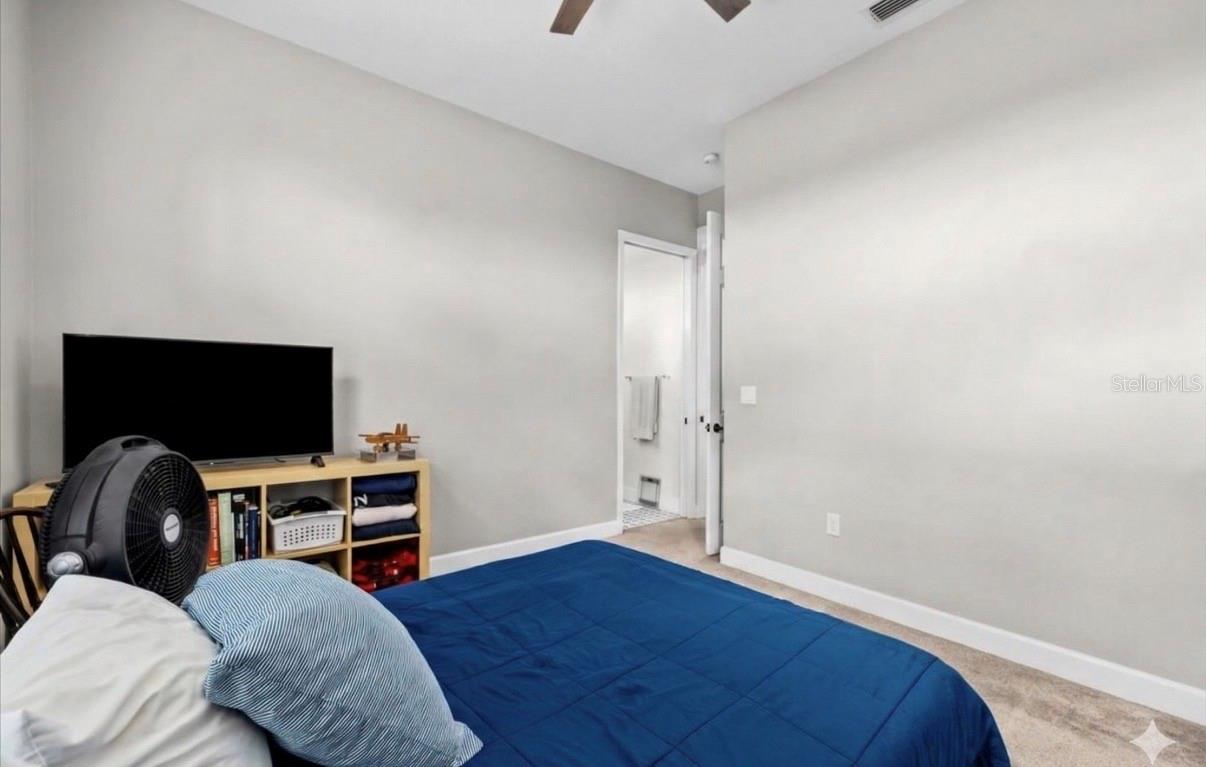 HARBOR ISLES - Residential