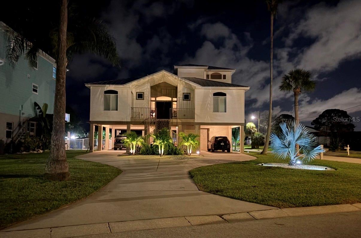 HARBOR ISLES - Residential