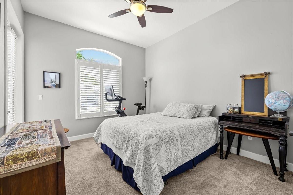 HARBOR ISLES - Residential