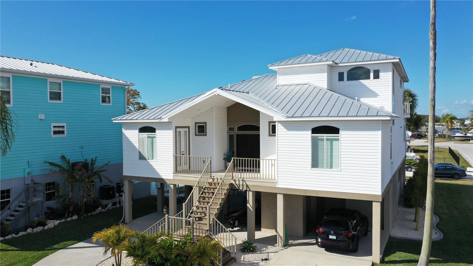 HARBOR ISLES - Residential