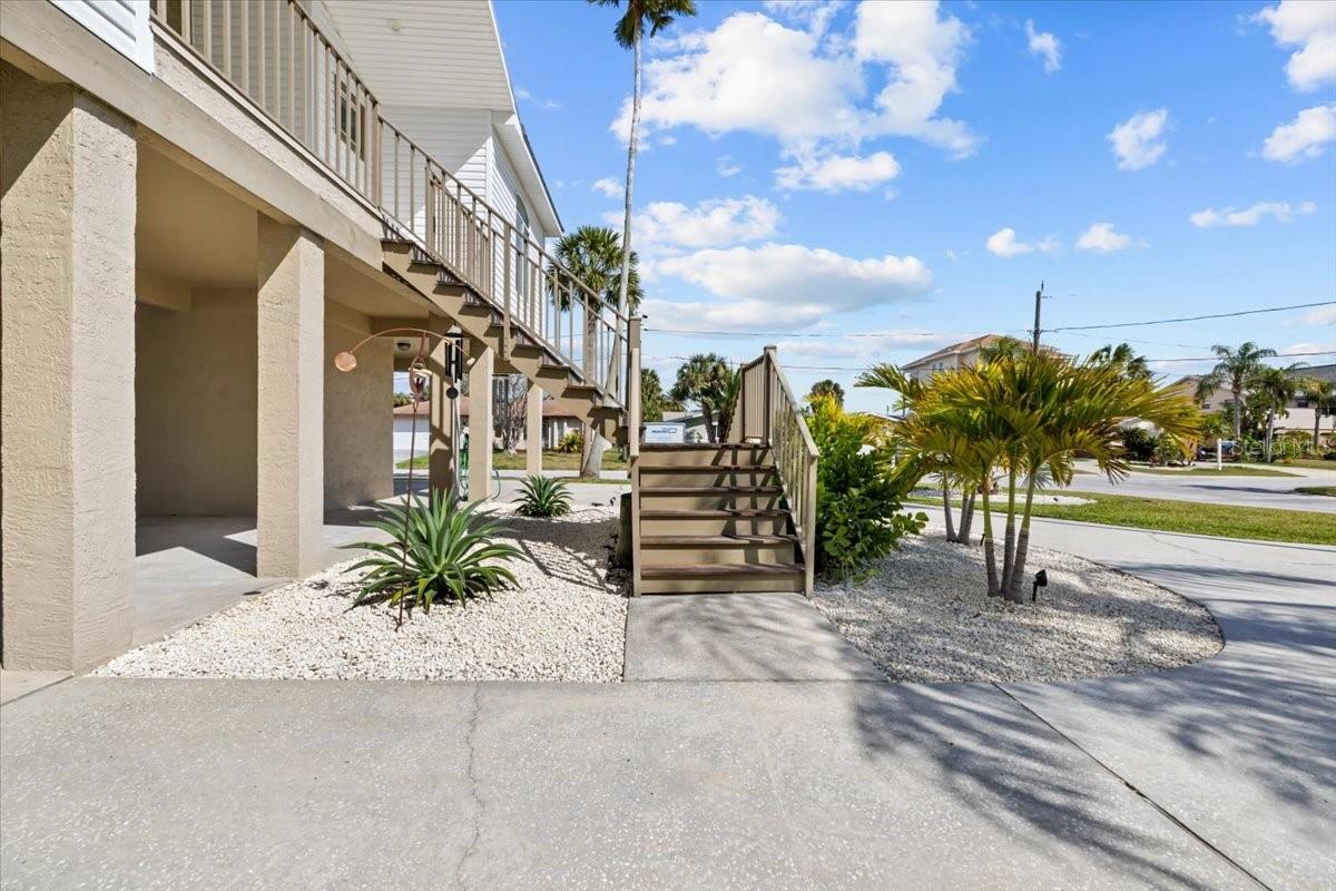 HARBOR ISLES - Residential