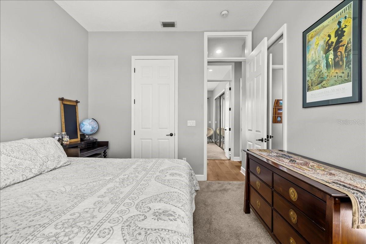 HARBOR ISLES - Residential