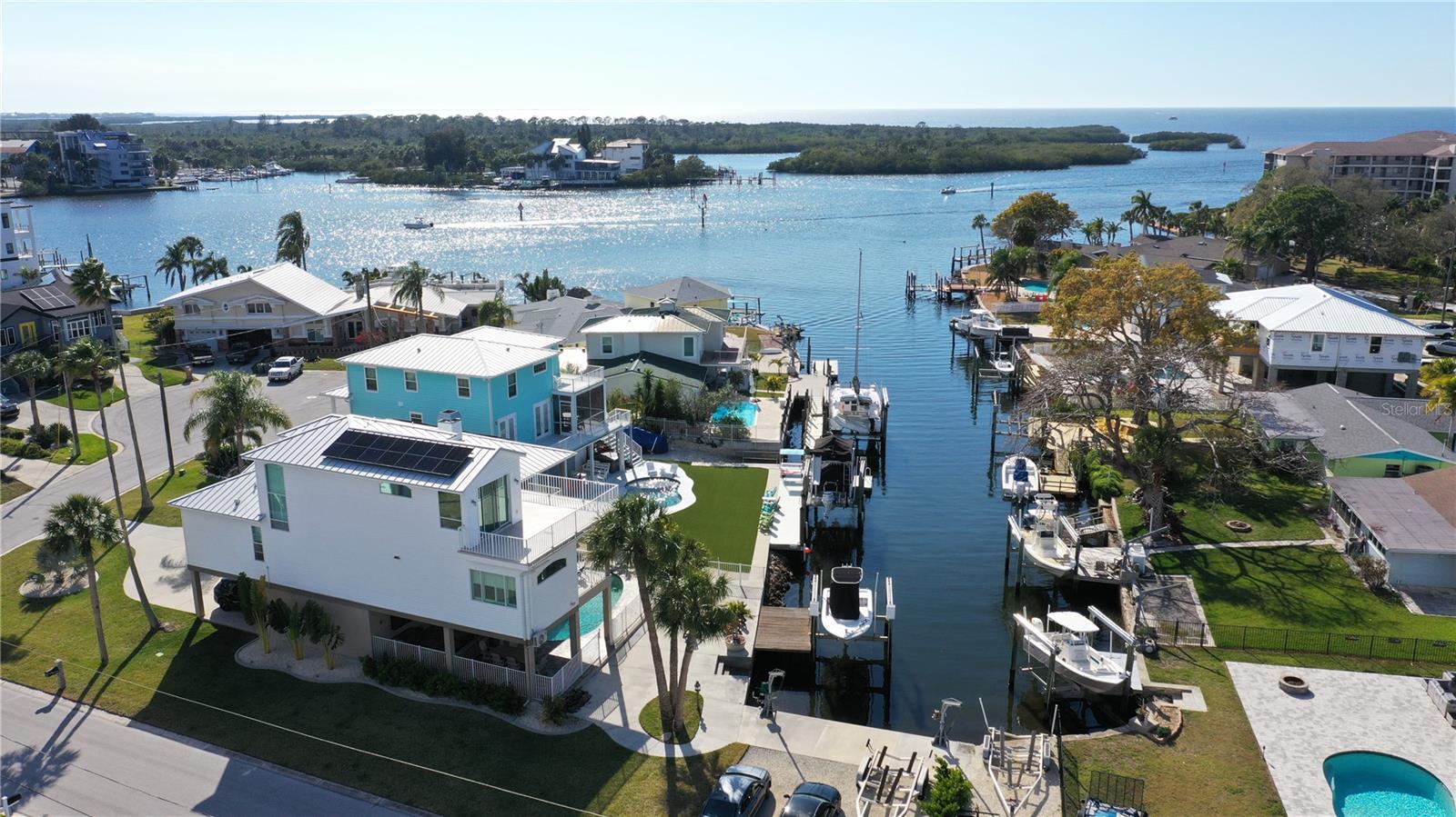 HARBOR ISLES - Residential