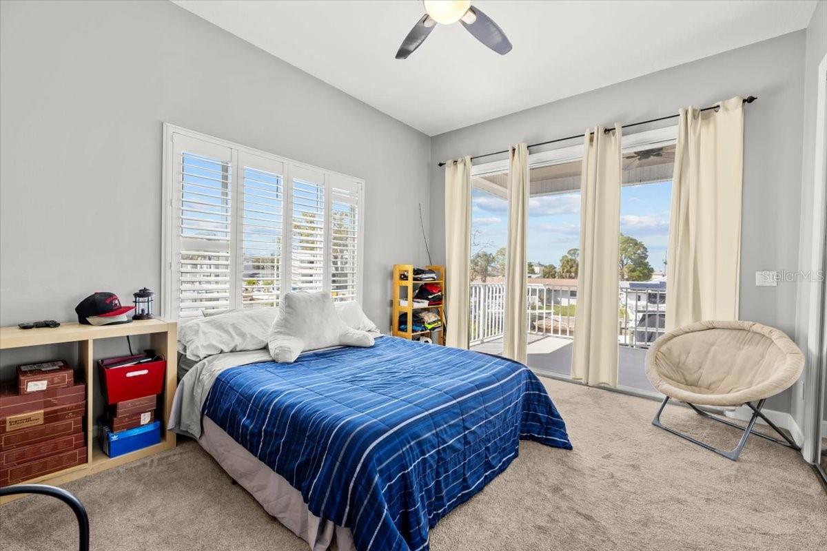 HARBOR ISLES - Residential