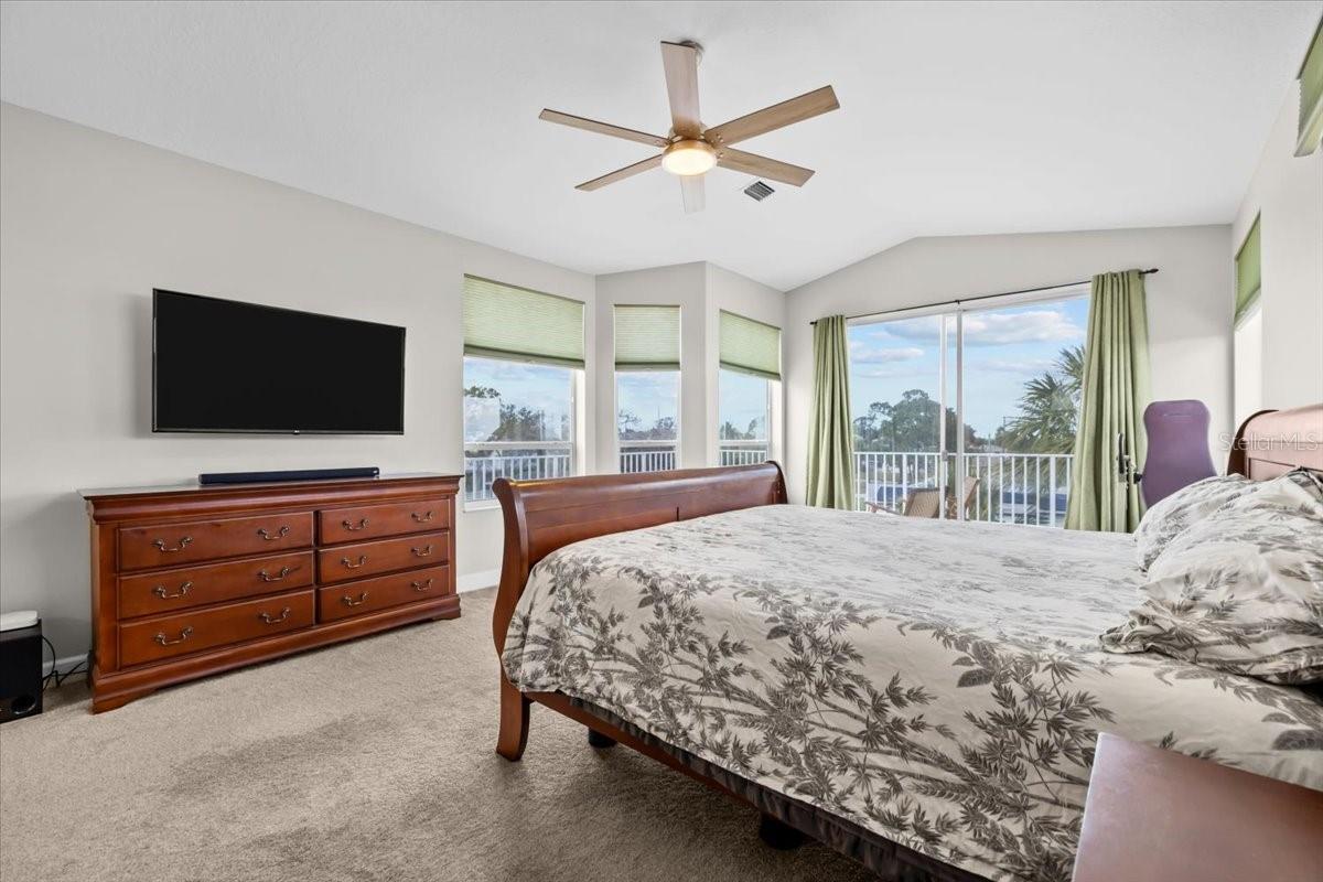 HARBOR ISLES - Residential