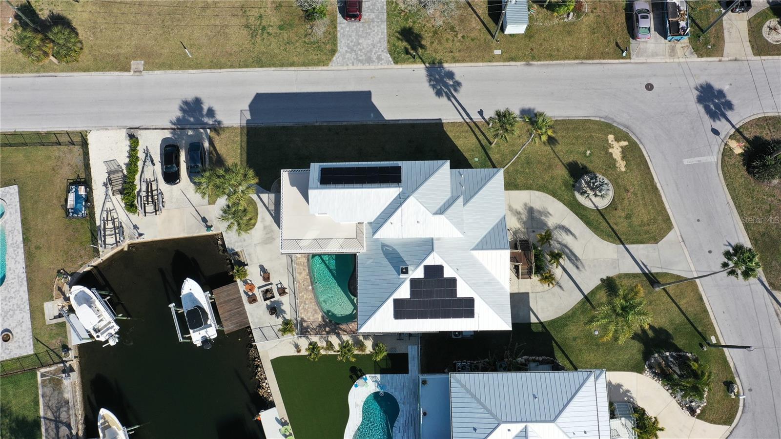 HARBOR ISLES - Residential