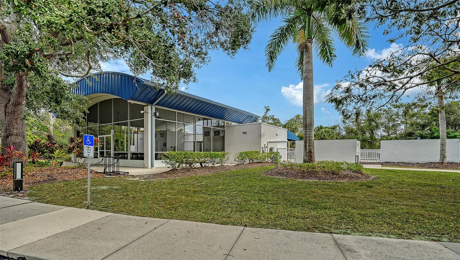 ARBOR LAKES B - Residential