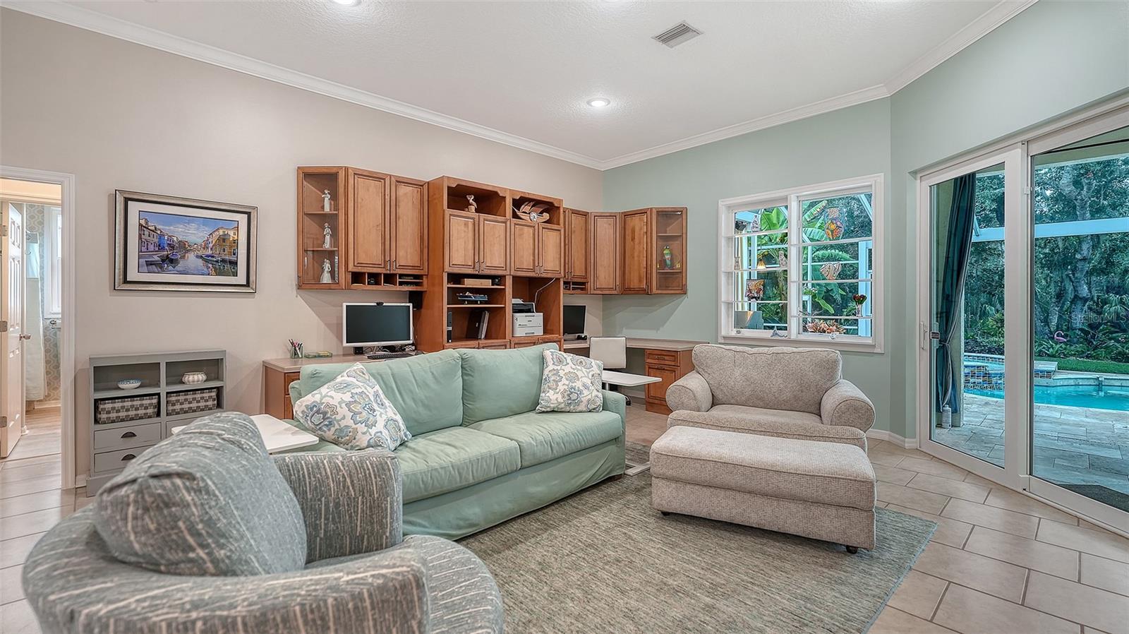 ARBOR LAKES B - Residential