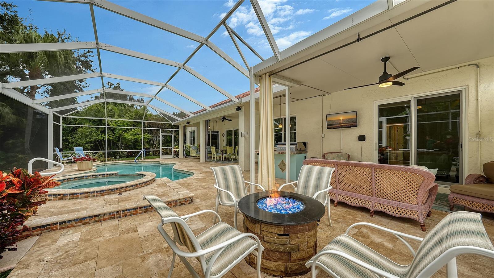 ARBOR LAKES B - Residential