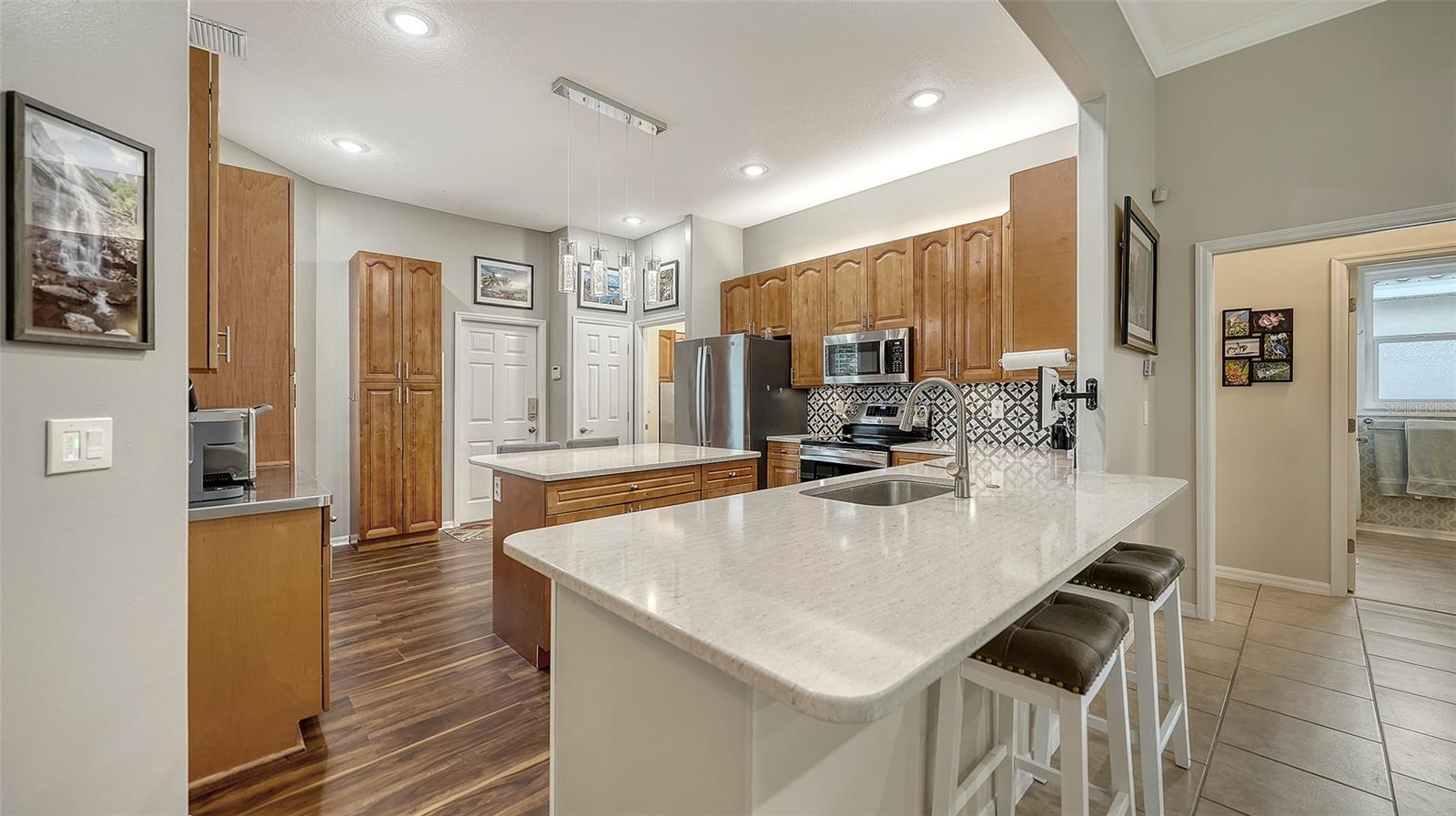 ARBOR LAKES B - Residential