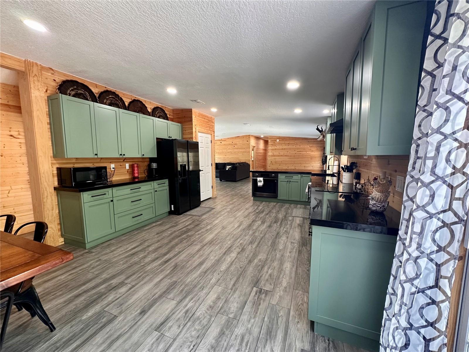 TIGER CREEK FOREST - Residential