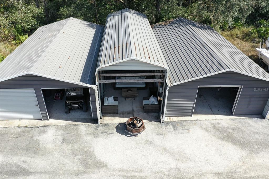 Photo of 4125 Tiger Creek Trl, Lake Wales, FL 33898 (MLS # L4957886)