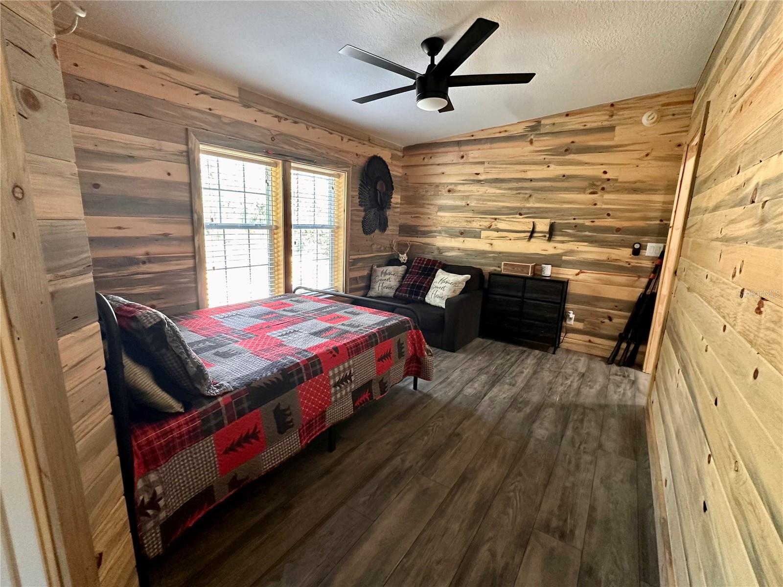 TIGER CREEK FOREST - Residential