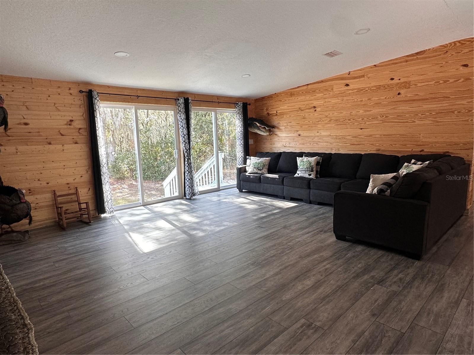 TIGER CREEK FOREST - Residential