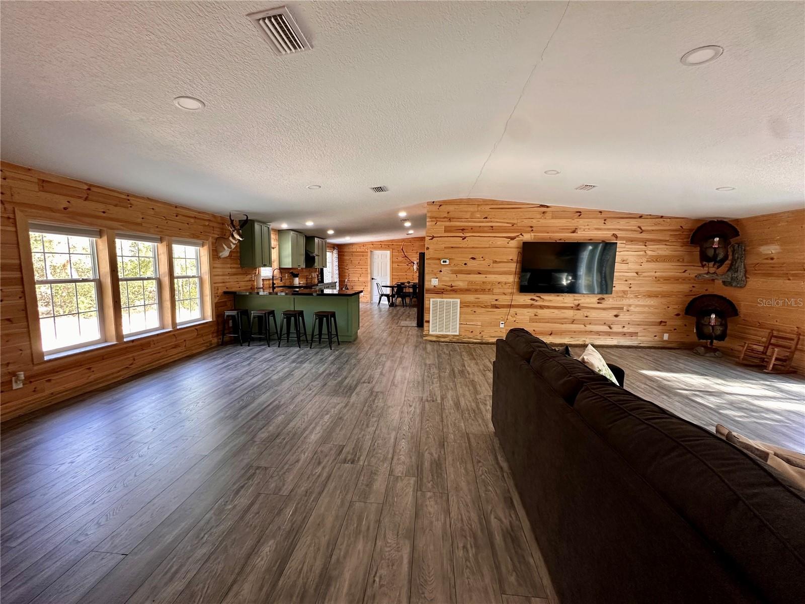 TIGER CREEK FOREST - Residential