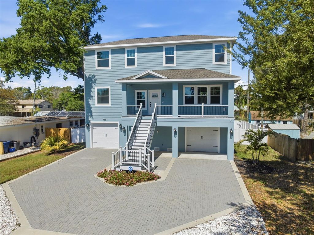 Photo of 132 Pennsylvania Avenue, Palm Harbor, FL 34683 (MLS # TB8400104)