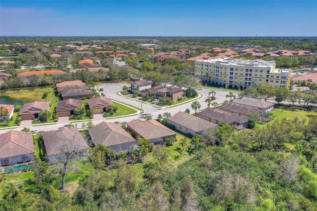 UNIVERSITY GROVES ESTATES RESERVE - Residential