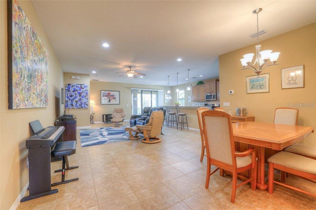 UNIVERSITY GROVES ESTATES RESERVE - Residential