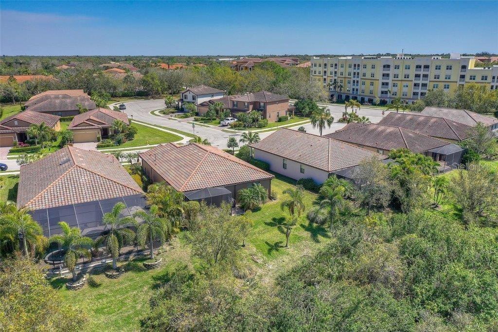 UNIVERSITY GROVES ESTATES RESERVE - Residential