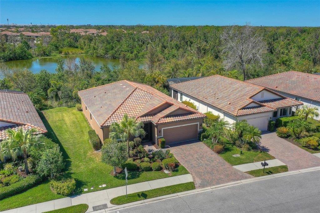 UNIVERSITY GROVES ESTATES RESERVE - Residential