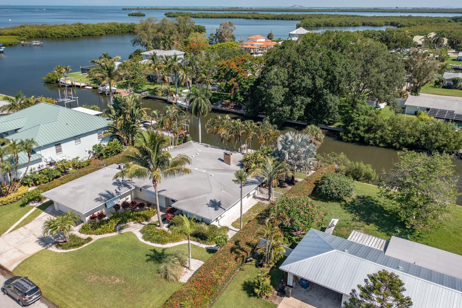 4385 POMPANO LANE