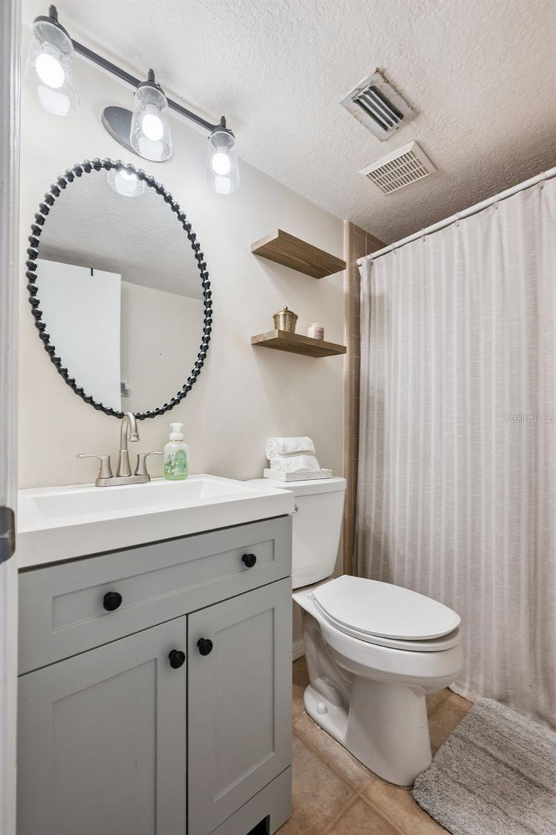 COACH HOMES AT MARINERS VILLAGE - Residential