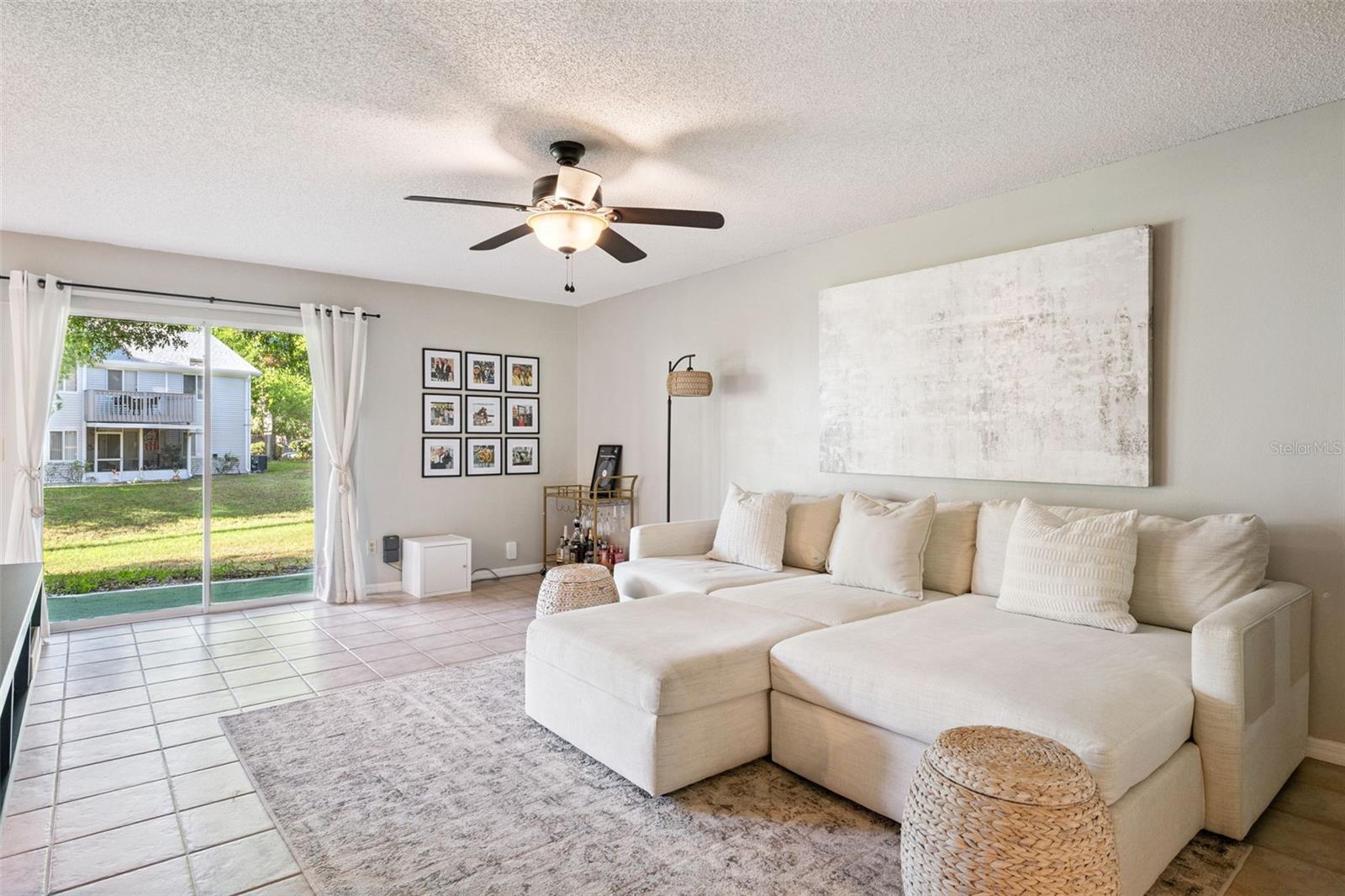 2258 COACH HOUSE BOULEVARD 804