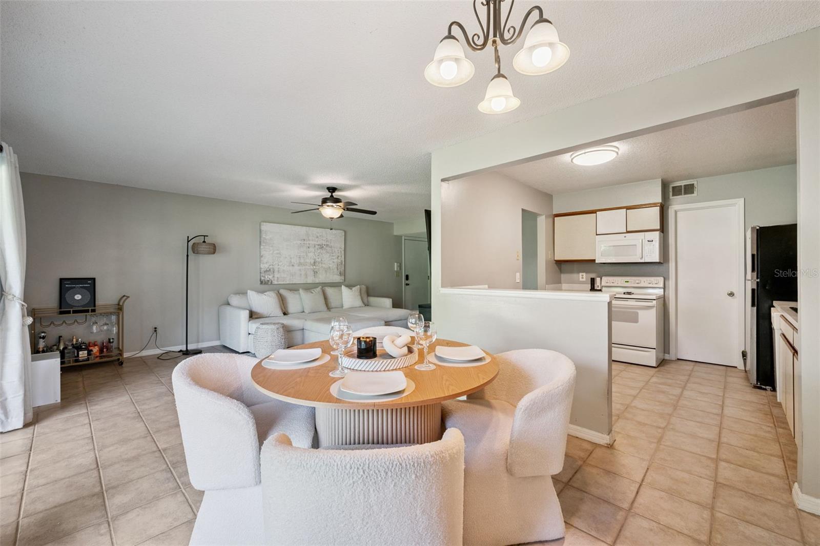 COACH HOMES AT MARINERS VILLAGE - Residential