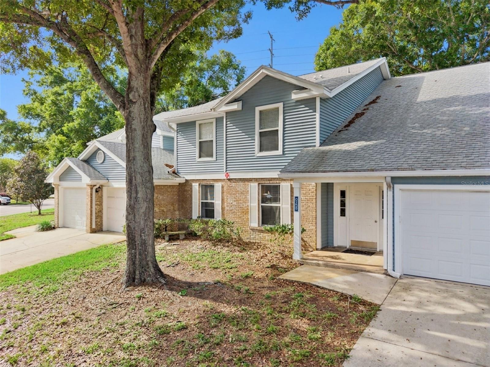 2258 COACH HOUSE BOULEVARD 804