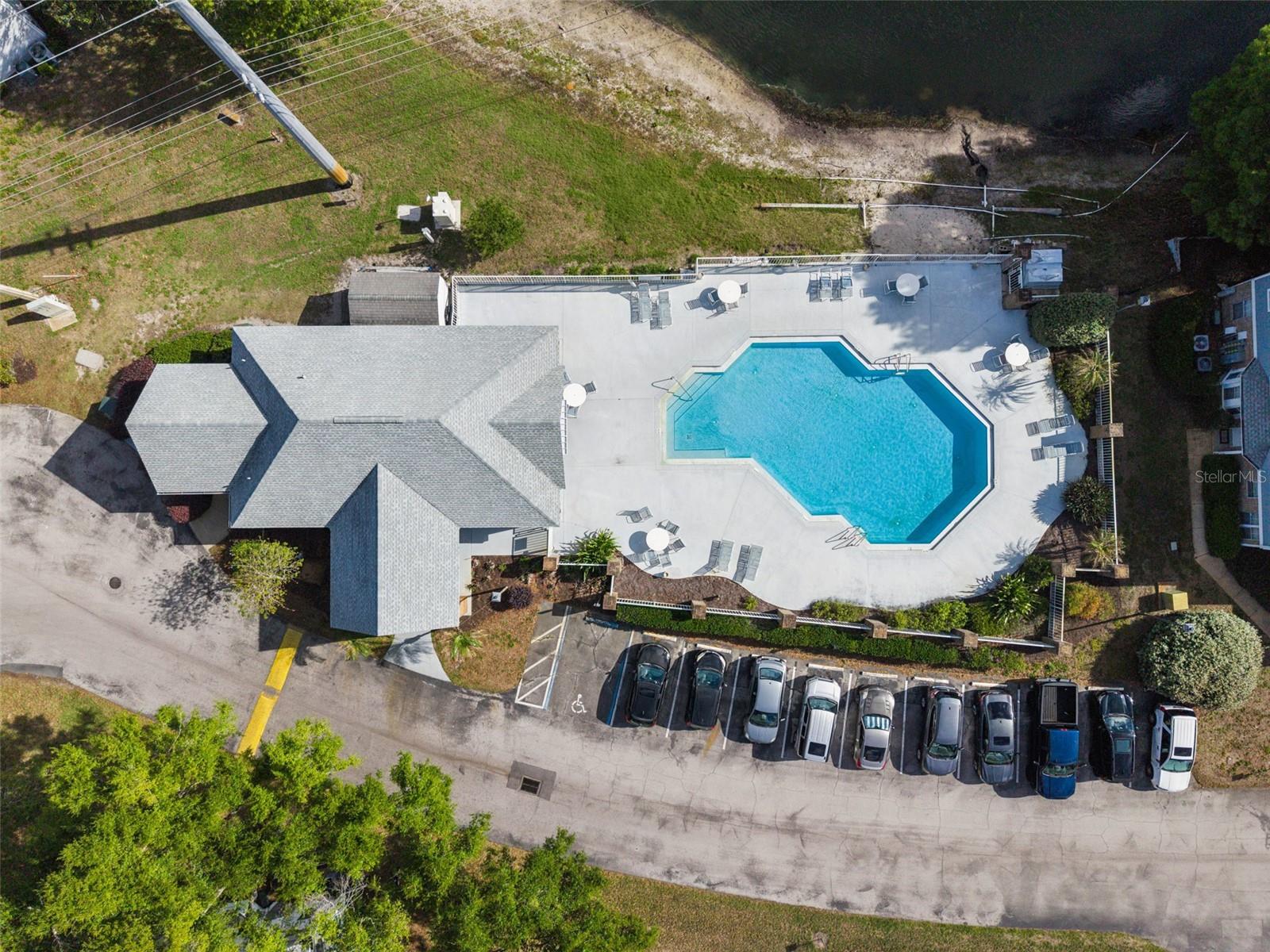 COACH HOMES AT MARINERS VILLAGE - Residential