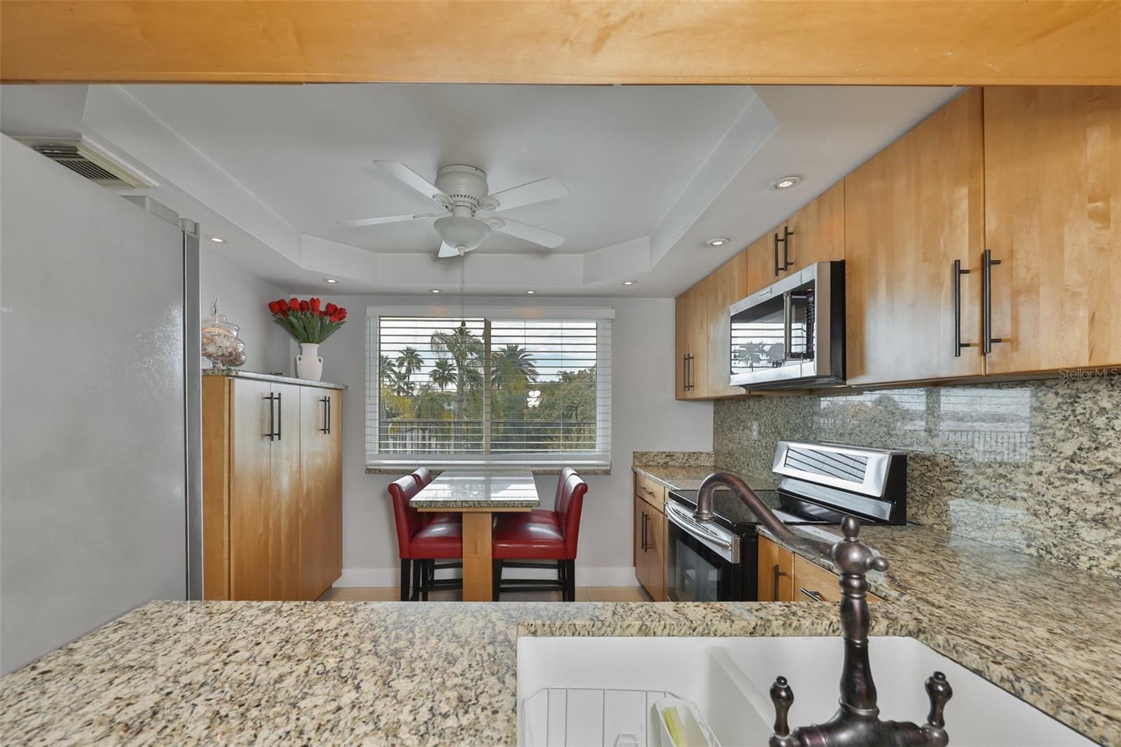 HARBOUR THE CONDO - Residential