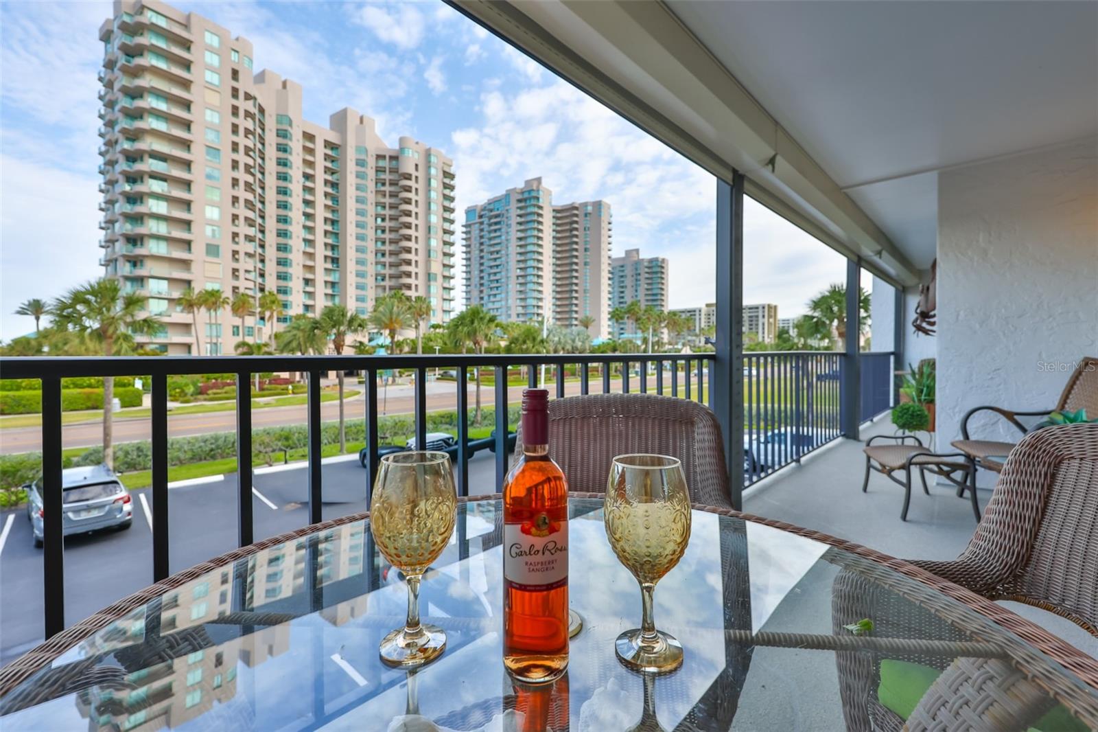 HARBOUR THE CONDO - Residential