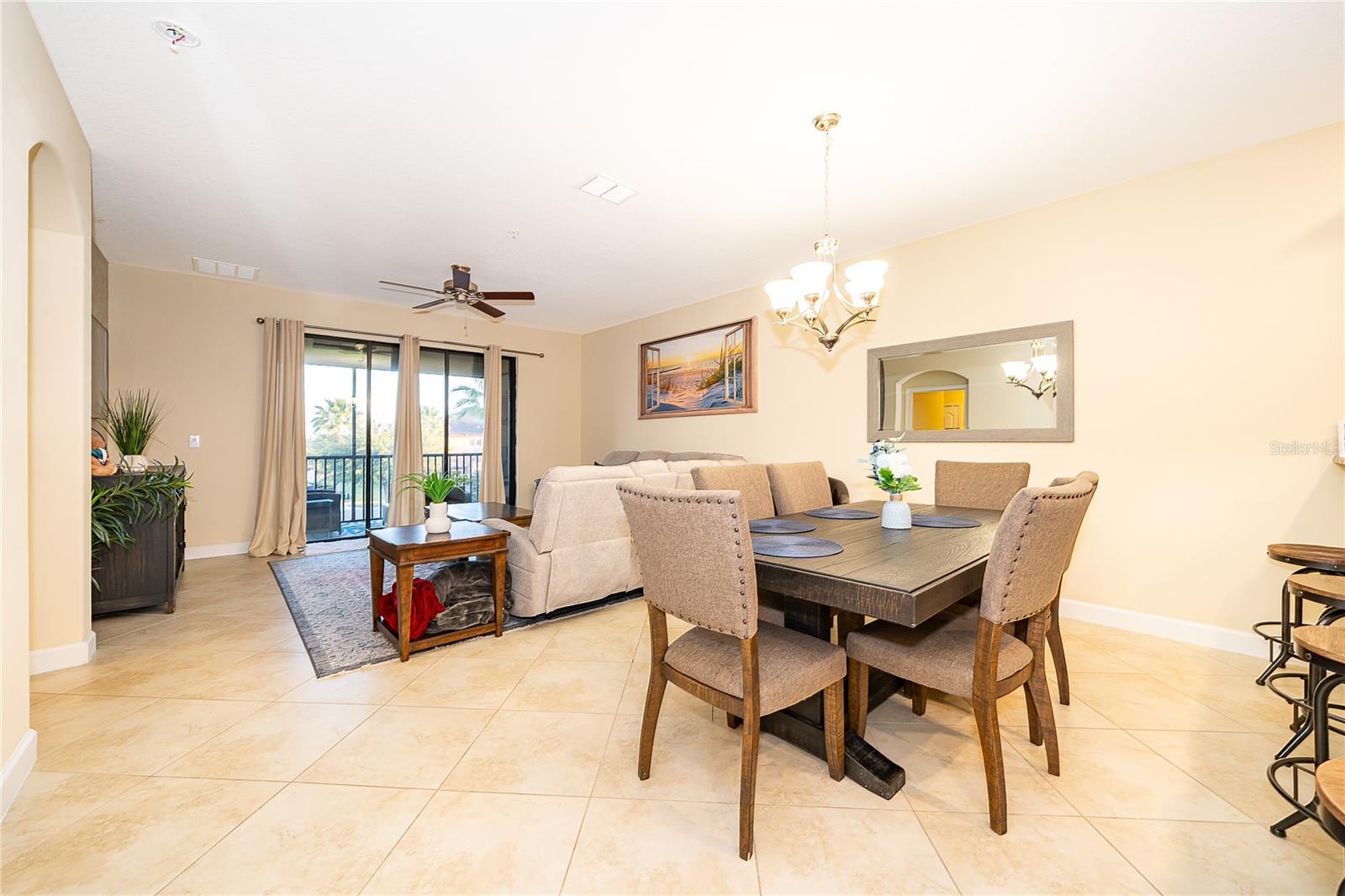 CHAMPIONS CLUB CONDO PH 13 - Residential