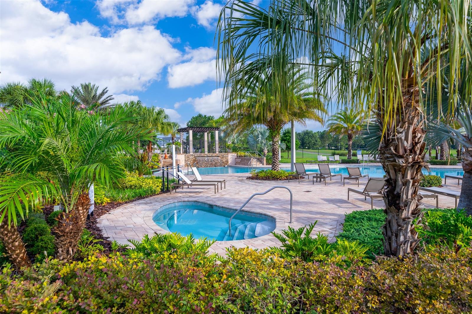 CHAMPIONS CLUB CONDO PH 13 - Residential