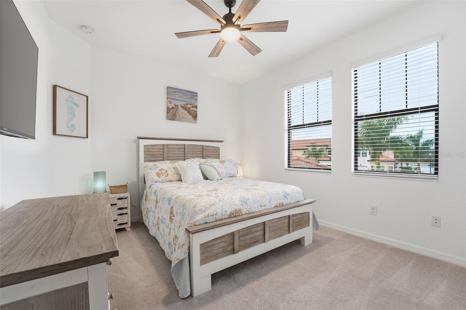 SARASOTA NATIONAL - Residential