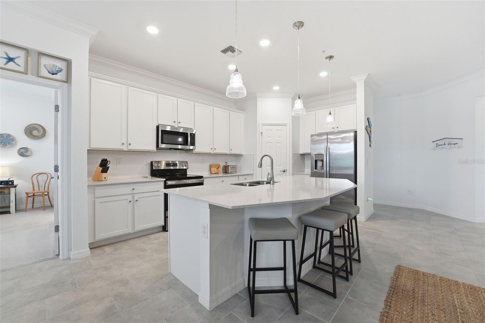 SARASOTA NATIONAL - Residential