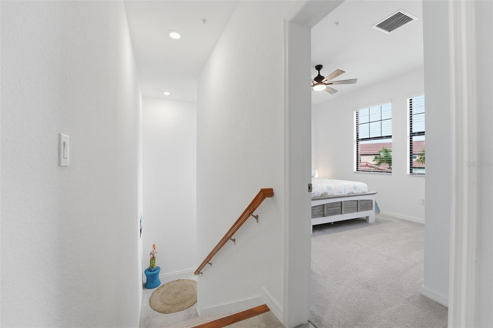 SARASOTA NATIONAL - Residential