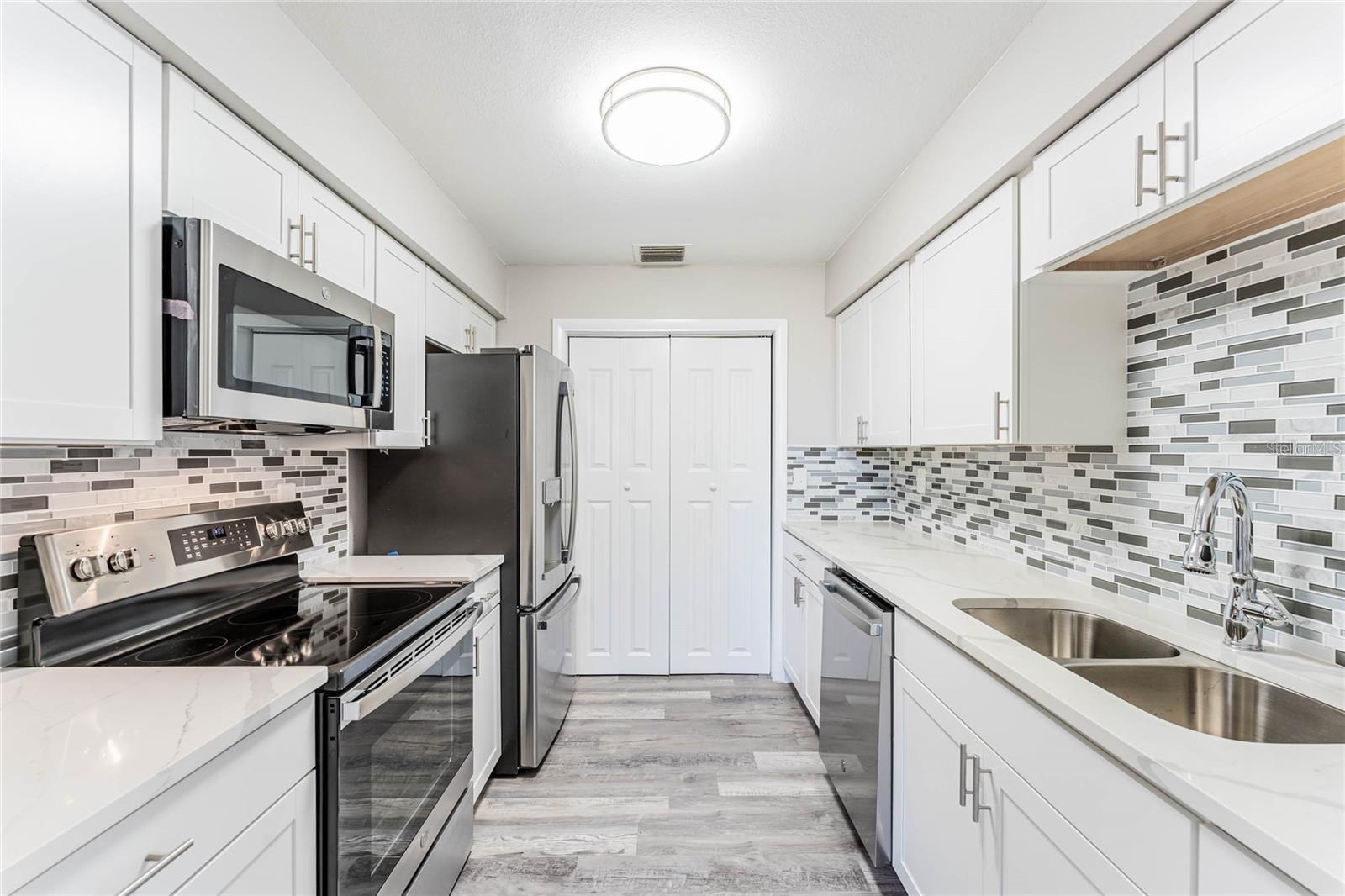 HILLSIDE TERRACE CONDOMINIUM - Residential