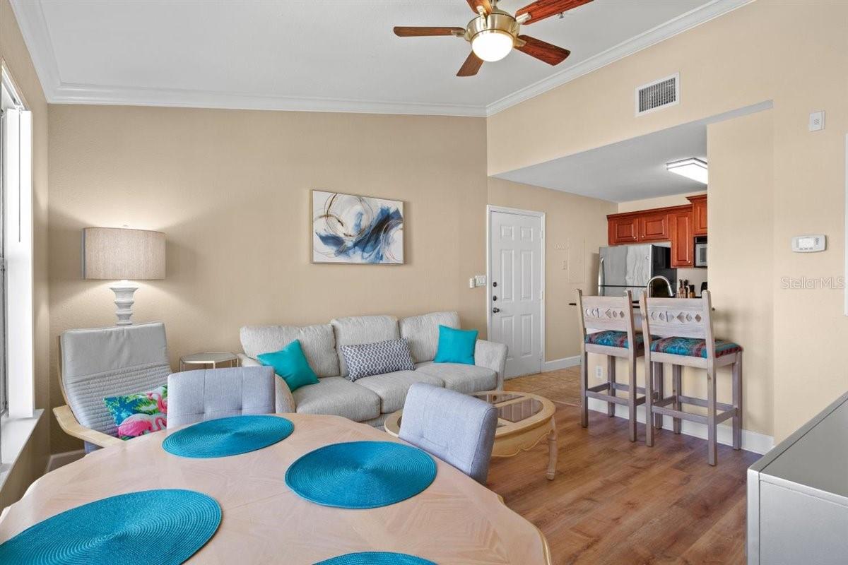 VINTAGE GRAND - Residential Lease