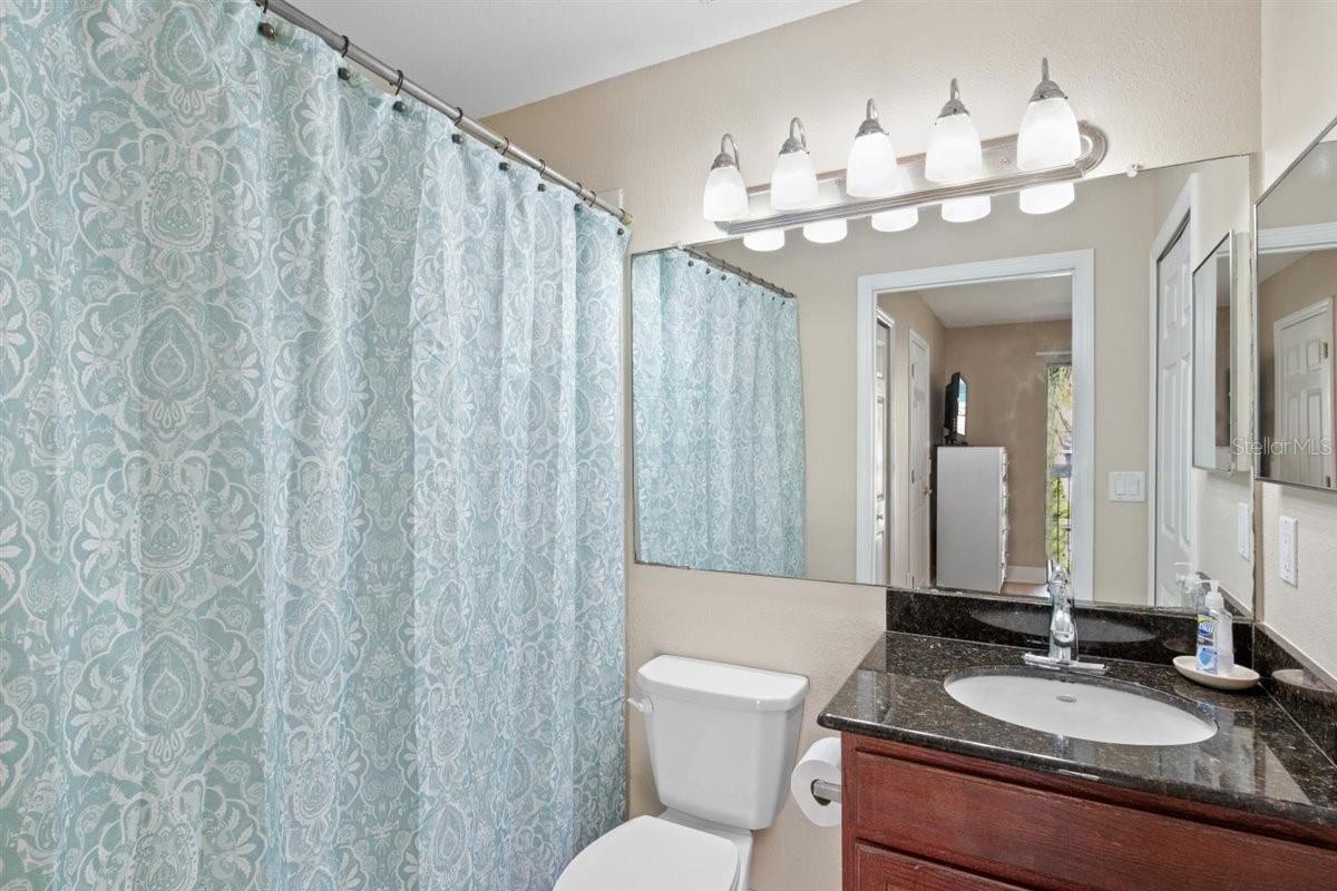 VINTAGE GRAND - Residential Lease