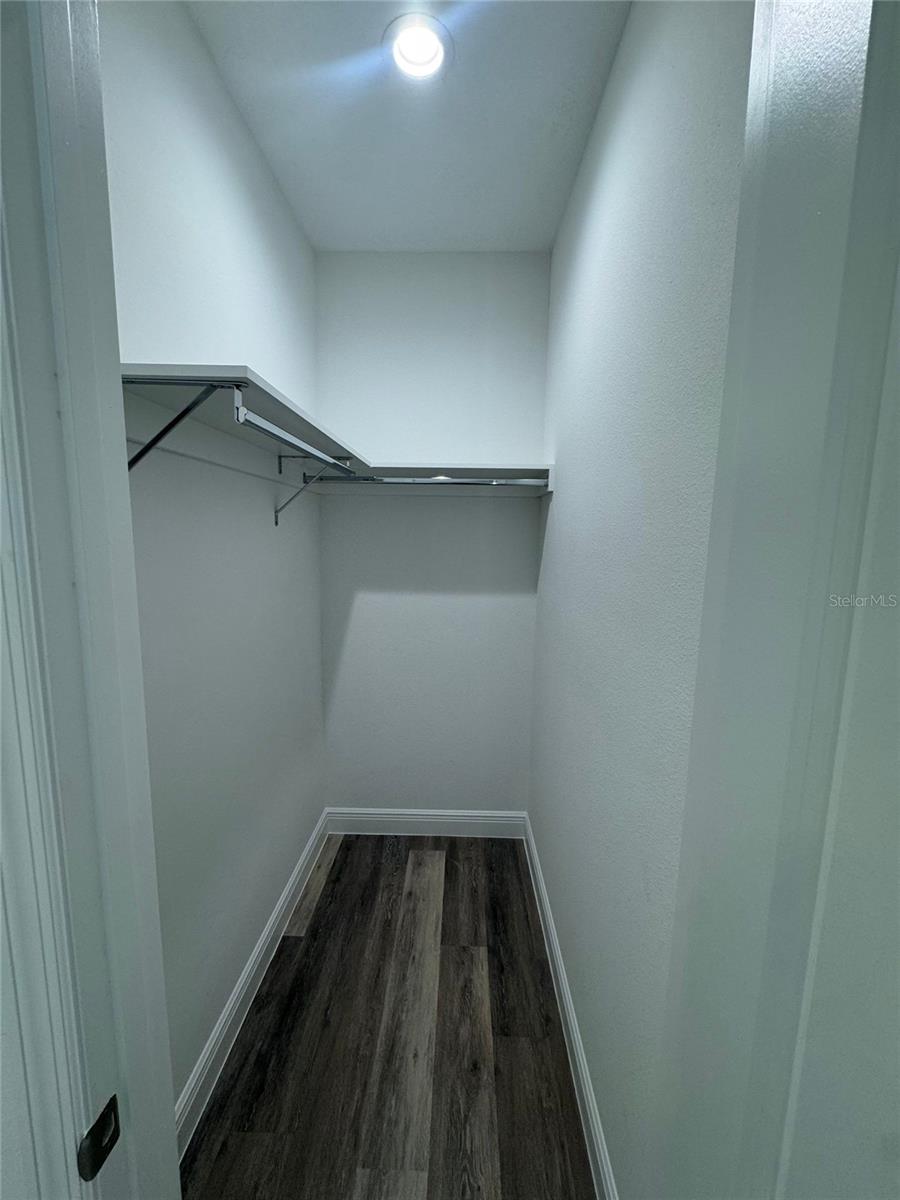 MIDWAY - Residential