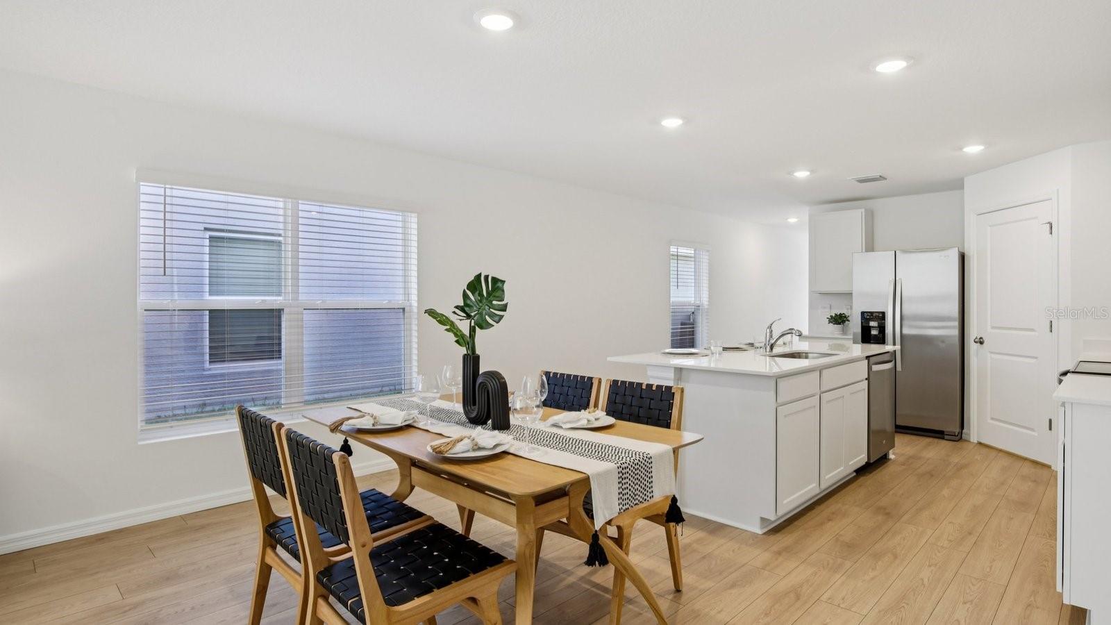 EAST REGNAS - Residential